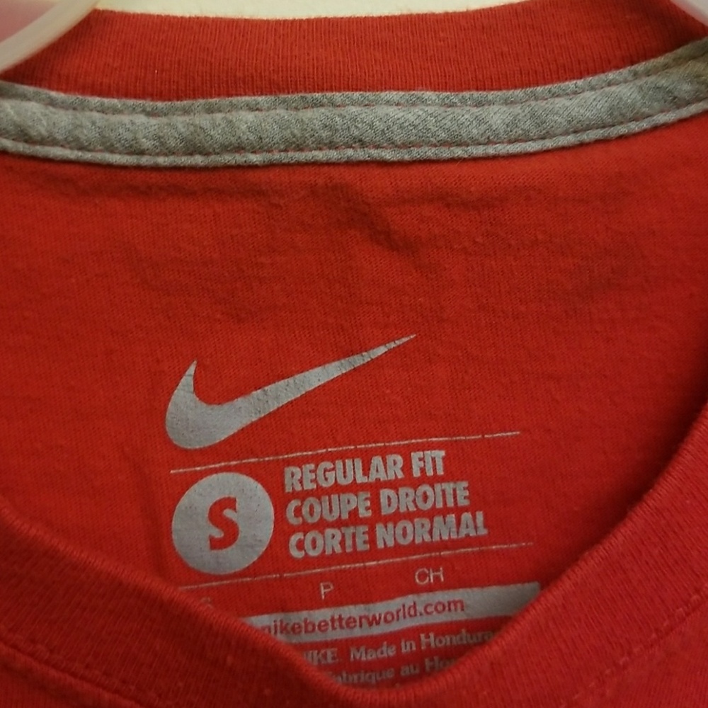 Nike casual,t shirt, red